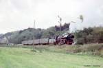DR 41 1263-7 mit einem DMV-Sonderzug von Erfurt Hbf nach Naumburg Hbf, am 30.9.1978 bei der Einfahrt in Vitzenburg.